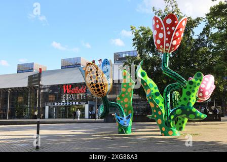 The Tulips of Shangri-La, standing 7 metres high on Place Francois Mitterand. created by Japanese artist Yayoi Kusama & a symbol of the city of Lille. Stock Photo