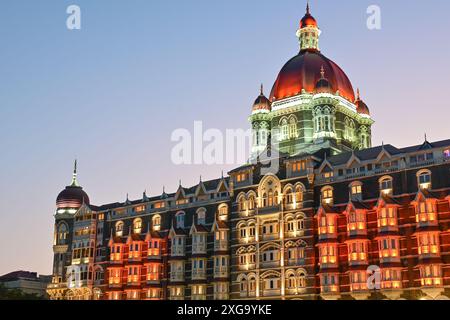 Taj Mahal Palace Hotel at twilight. Iconic Indian luxury hotel  in Mumbai, India. Stock Photo