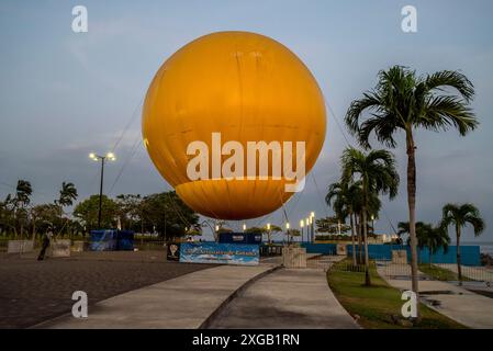 Balloon of Panama on  Cinta Costera (Coastal Beltway), a 7 km public recreation area that runs along Panama Bay, Panama City, Panama, Central America Stock Photo