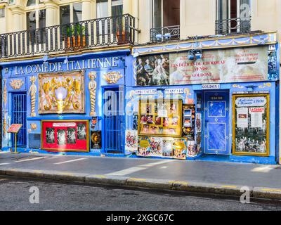 'La Comedie Italienne' in the Rue de la Gaîté, Paris 75014, France. Stock Photo