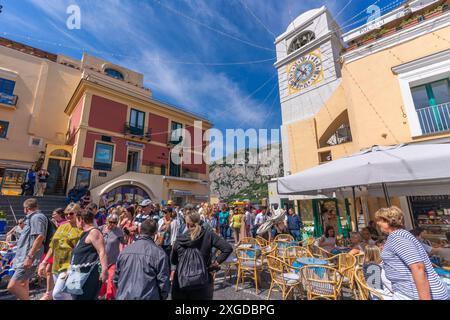 View of Clock Tower and cafes in Piazza Umberto I (La Piazzetta), Capri Town, Isle of Capri, Campania, Italy, Mediterranean, Europe Stock Photo