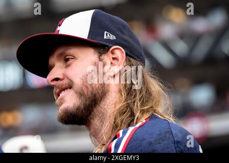 Cleveland, Oh, USA. 5th July, 2024. Cleveland Guardians shortstop Daniel Schneemann (10) plays against the visiting San Francisco Giants at Progressive Field in Cleveland, OH. San Francisco goes on to win 4-2. (Credit Image: © Walter G. Arce Sr./ASP via ZUMA Press Wire) EDITORIAL USAGE ONLY! Not for Commercial USAGE! Stock Photo