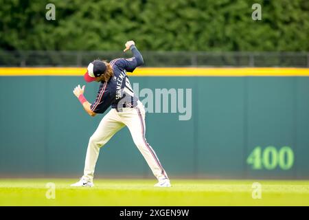 Cleveland, Oh, USA. 5th July, 2024. Cleveland Guardians shortstop Daniel Schneemann (10) plays against the visiting San Francisco Giants at Progressive Field in Cleveland, OH. San Francisco goes on to win 4-2. (Credit Image: © Walter G. Arce Sr./ASP via ZUMA Press Wire) EDITORIAL USAGE ONLY! Not for Commercial USAGE! Stock Photo