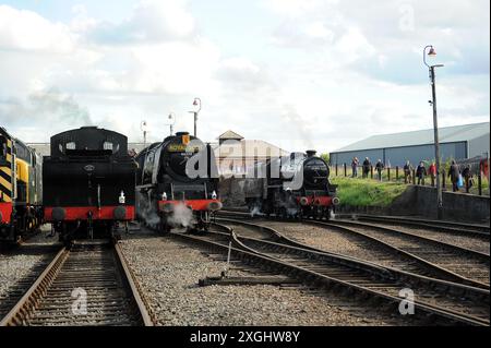 '47406' on shed with 'Duchess of Sutherland' and '45305' at Barrow Hill. Stock Photo