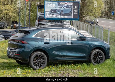 PROSTREDNI SUCHA, CZECH REPUBLIC - APRIL 5, 2024: Dongfeng Forthing T5 EVO crossover car presented at dealership Stock Photo