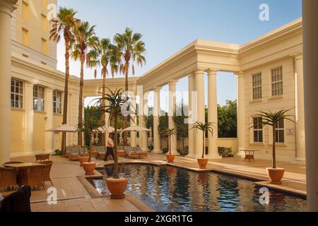 The inner garden and pool of the Southern Sun The Cullinan in downtown Cape Town, South Africa. Stock Photo