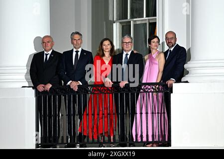 Washington, DC, US, July 10, 2024. Victoria Starmer, wife of Keir Starmer, center left, and Keir Starmer, UK prime minister, center right, during an arrival ceremony at the South Portico of the White House on July 10, 2024. NATO leaders, who are meeting for a three-day NATO summit in Washington, will send five long-range air-defense systems for Ukraine, after President Volodymyr Zelenskiy asked for more help in the wake of stepped-up Russian strikes on his country. Photo by Graeme Sloan/UPI Credit: UPI/Alamy Live News Stock Photo