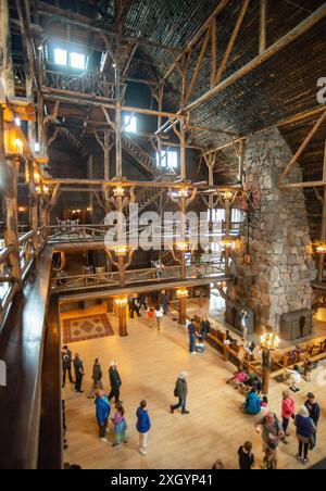 The Old Faithful Inn Interior parkitecture at Yellowstone Naitonal park Stock Photo