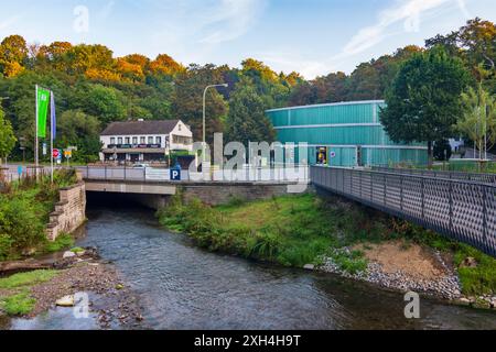 Mettmann: river Düssel, Neanderthal Museum, valley Neandertal in Düsseldorf und Neanderland, Nordrhein-Westfalen, North Rhine-Westphalia, Germany Stock Photo