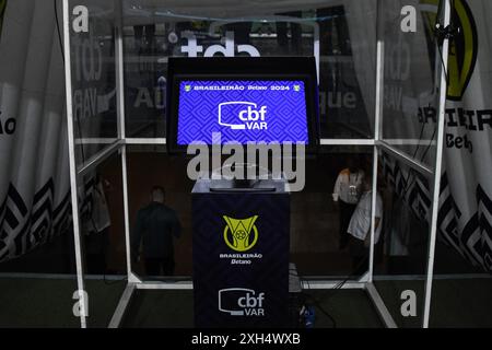 Sao Paulo, Brazil. 11th July, 2024. VAR booth at the game between Palmeiras and Atletico-GO at Allianz Parque in Sao Paulo, Brazil, the match is valid for the Campeonato Brasileiro Serie A (Roberto Casimiro/SPP) Credit: SPP Sport Press Photo. /Alamy Live News Stock Photo