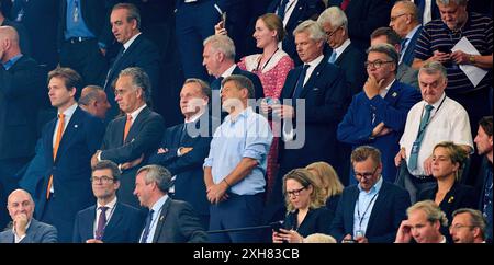 (L-R) niederlaendische Staatssekretaer Vincent Karremans, xx, Hans-Joachim Watzke, Managing director BVB, member DFB-Praesidium, DFB Vice president, Robert Habeck (R), Vize-Kanzer Deutschland, Bundesminister fuer Wirtschaft und Klimaschutz der Bundesrepublik Deutschland, Die Gruenen, Dortmunds Oberbuergermeister Thomas Westphal (2R) und Herbert Reul (R), Innenminister von Nordrhein-Westfalen in the semi final match NETHERLANDS - ENGLAND 1-2 of the UEFA European Championships 2024 on Jul 10, 2024 in Dortmund, Germany. Photographer: ddp images/star-images Stock Photo