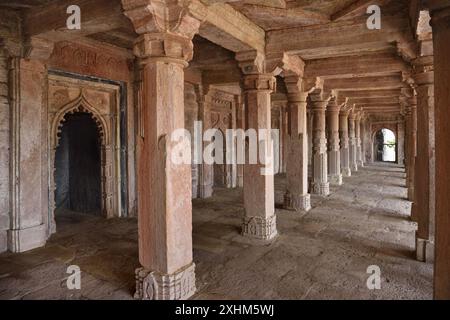 India, Madhya Pradesh, Mandu, Royal enclave, Dilawar Khan's Mosque Stock Photo