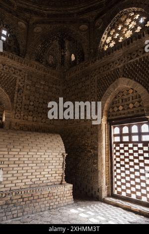 Samanid Mausoleum, interior detail with arched doorway. It was built in the 10th century CE, located in Bukhara, Uzbekistan Stock Photo