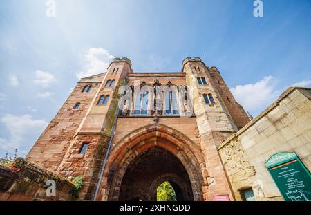 External view of Edgar Tower, the 14th century gatehouse entrance to Worcester Cathedral, Worcester, county town of Worcestershire, West Midlands Stock Photo