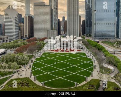 Aerial view of Chicago Millennium Park with Pritzker Pavilion hosting various music events Stock Photo