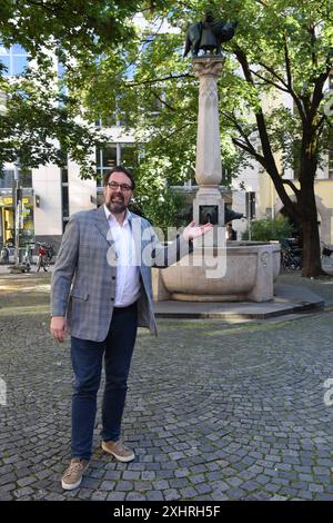 Andre Hartmann Kabarettist Saenger Musiker Entertainer Muenchen 15.07. ...