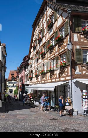 Half-timbered house and souvenir shop, gift shop in the old town centre of Meersburg on Lake Constance, Lake Constance district, Baden-Wuerttemberg Stock Photo