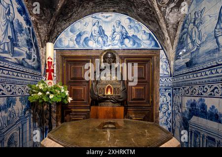 Interior, Azulejos, Tiles, Tile decoration, Baptistery, Baptistery, Lisbon Cathedral, Se Patriarcal de Lisboa or Igreja de Santa Maria Maior Stock Photo