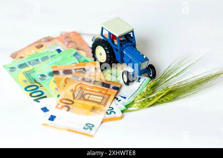 Als Agrarsubvention wird eine Subvention zugunsten der Landwirtschaft bezeichnet. Agrarsubventionen umfassen eine große Bandbreite von Politikinstrumenten im Agrar- und Ernährungssektor. Symbolfoto, Themenfoto *** An agricultural subsidy is a subsidy in favor of agriculture Agricultural subsidies cover a wide range of policy instruments in the agricultural and food sector Symbol photo, theme photo Foto:xB.xSchubertx/xFuturexImagex agrarsubvention 4702 Stock Photo