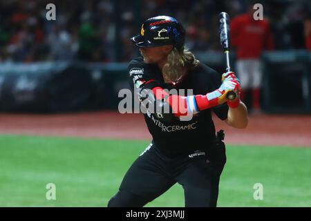 Mexico City, Mexico. 12th July, 2024. Kyle Martin #33 of Guerreros de Oaxaca at the bat against Diablos Rojos during the match 1 of the 2024 regular season series of the Mexican Baseball League (LMB) at Alfredo Harp Helú Stadium. Diablos Rojos defeat Guerreros de Oaxaca 13-2. on July 12, 2024 in Mexico City, Mexico. (Photo by Carlos Santiago/ Eyepix Group/Sipa USA) Credit: Sipa USA/Alamy Live News Stock Photo