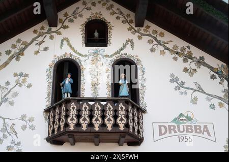 Cuckoo clocks at the Drubba store in the Black Forest, Lake Titisee Neustadt in Germany, traditional craft, vintage wood carving, 30.03.2024 Stock Photo