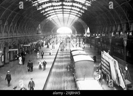 Paddington Railway Station, London, Victorian period Stock Photo