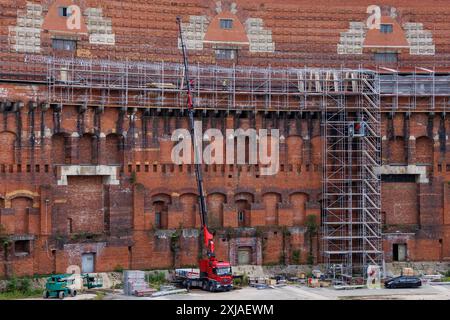 Nuremberg, Germany. 17th July, 2024. View of the construction site inside the Congress Hall on the former Nazi Party Rally Grounds. At its last meeting before the summer break on July 17, 2024, the Nuremberg City Council will vote on the design for an alternative venue for the State Theater at the Congress Hall. Credit: Daniel Karmann/dpa/Alamy Live News Stock Photo