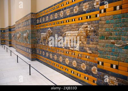 Glazed brick wall of the Processional Way of Babylon. Pergamon Museum, Berlin. Germany. Stock Photo