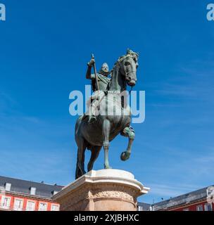 Equestrian statue of Philip II in Plaza Mayor, Madrid, Spain Stock Photo