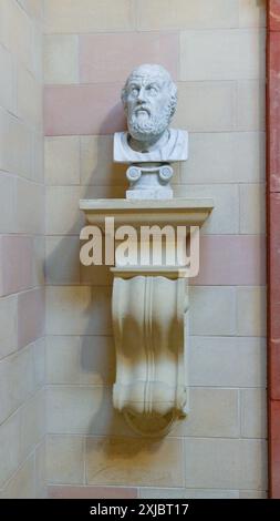 White marble classic statue of Asclepius Stock Photo - Alamy
