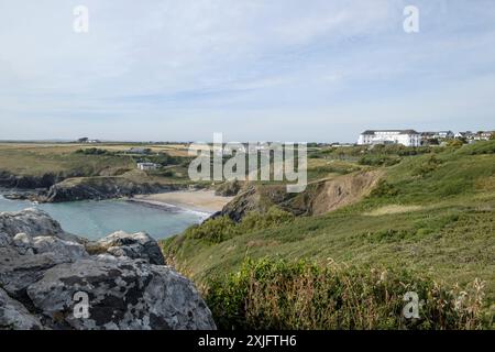 Polurrian on the Lizard Hotel and Polurrian Cove Mullion cornwall UK Stock Photo