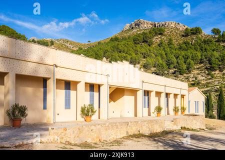 Galatzo refuge, dry stone path, GR221, Calvia, Natural area of the Serra de Tramuntana., Majorca, Balearic Islands, Spain Stock Photo