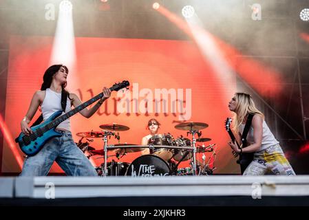 Daniela, Pauilna and Alejandra Villarreal Velez of The Warning Credit: Independent Photo Agency Srl/Alamy Live News Stock Photo