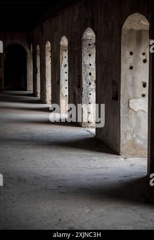 Detail of the ruined cloister of the church and convent Santa Teresa De Jesus, Antigua, Guatemala Stock Photo