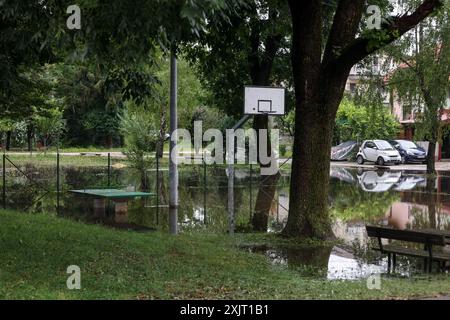 Zagreb, Croatia. 20th July, 2024. Flooded basketball court is seen after summer storm passed in Zagreb, Croatia on July 20, 2024. Photo: Igor Kralj/PIXSELL Credit: Pixsell/Alamy Live News Stock Photo