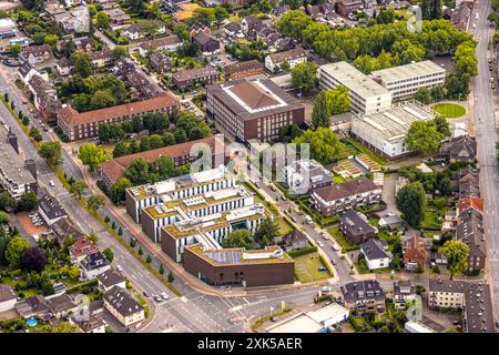 Luftbild, Hochschule Ruhr West Campus Bottrop, Berufskolleg der Stadt Bottrop, Hans-Sachs-Platz, Nord-Ost, Bottrop, Ruhrgebiet, Nordrhein-Westfalen, Deutschland ACHTUNGxMINDESTHONORARx60xEURO *** Aerial view, Hochschule Ruhr West Campus Bottrop, Berufskolleg der Stadt Bottrop, Hans Sachs Platz, Nord Ost, Bottrop, Ruhrgebiet, Nordrhein Westfalen, Germany ACHTUNGxMINDESTHONORARx60xEURO Stock Photo