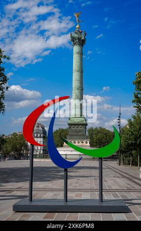 Paris, France - 07 20 2024: Olympic Games Paris 2024. View of the Bastille's Place with the July Column and the Paralympic Flames Stock Photo