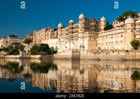 View from Lake Pichola on City Palace complex, It was built by the Maharana Udai Mirza Singh as the capital of the Sisodia Rajput clan in 1559, after Stock Photo