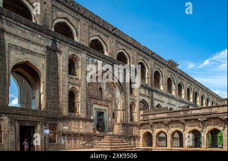 06 04 2008 Vintage Old Outside view of Jamiya Mosque, Vijayapur, Bijapur Karnataka, India Asia, Stock Photo