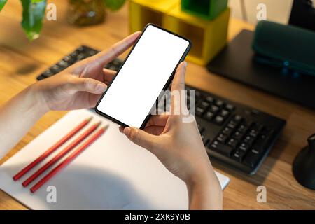 Streaming and cast concept. Mobile phone with blank screens showing wireless streaming or casting possibility, imulates the display of an empty device Stock Photo