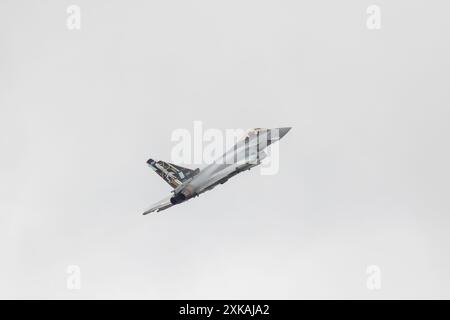 Fairford, UK. 21 JUL, 2024. Tycoon performs as thousands decended on the Royal International Air Tattoo (RIAT), one of the worlds largest airshows with over 200 planes on the USAF RAF Fairford site with multiple flying displays. Credit Milo Chandler/Alamy Live News Stock Photo