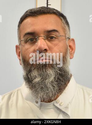 Undated file handout photo issued by the Metropolitan Police of British preacher Anjem Choudary issued in 2016 after he was convicted at the Old Bailey of drumming up support for the Islamic State terror group. Islamist preacher Anjem Choudary has been found guilty at Woolwich Crown Court of directing the terrorist organisation Al-Muhajiroun and encouraging support for it through online meetings. Issue date: Tuesday July 23, 2024. Stock Photo