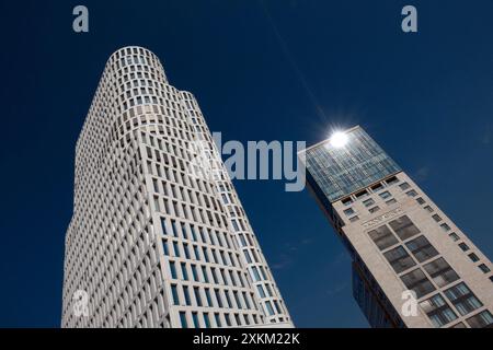 09.06.2023, Germany, , Berlin - Towers of the Upper West (left) and the Zoo Window with the Waldorf Astoria Hotel. 00S230609D204CAROEX.JPG [MODEL RELE Stock Photo