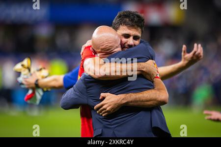 Berlin, Germany. 14th Jul 2024.  Final jubilation: Rodri (ESP) Trainer Luis de la Fuente (ESP) Spain - England Spanien - England 14.07.2024   Copyrigh Stock Photo