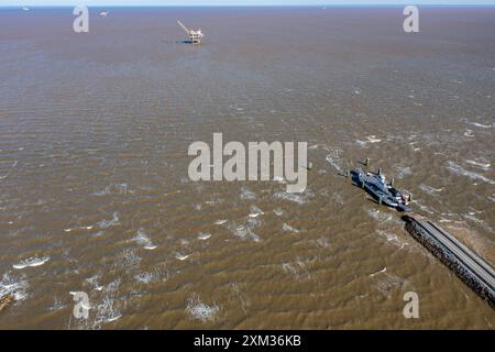 Images of the Mobile Bay Ferry - Fort Morgan Landing in very strong wind. The Mobile Bay Ferry crosses beautiful Mobile Bay, Alabama and connects SR 1 Stock Photo