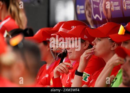 Old Trafford, Machester UK. Thursday 25th July, 2024. The Hundred: Manchester Originals Women Vs Welsh Fire Women at Emirates Old Trafford. Welsh Fire bench. Credit James Giblin/Alamy Live News. Stock Photo