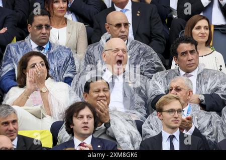 Paris, France. 26th July, 2024. the opening ceremony of the Paris 2024 Olympic Games, at the Trocadero in Paris, France on Friday 26 July 2024. The Games of the XXXIII Olympiad are taking place in Paris from 26 July to 11 August. The Belgian delegation counts 165 athletes in 21 sports. BELGA PHOTO BENOIT DOPPAGNE Credit: Belga News Agency/Alamy Live News Stock Photo