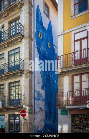 Artwork in Porto, Portugal by Galician artist Liqen named “Perspéntico” or "Cobalt Cat". Stock Photo