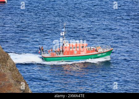 Lifeboat of the Sauveteurs en Mer, sea rescue, La Grande Parade, sailing of the traditional sailing boats from Brest to Douarnenez at the end of the Stock Photo