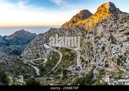 Serpentine road Ma-2141, winding road to Sa Calobra, in the north-west of Majorca, Balearic Islands, Spain Stock Photo